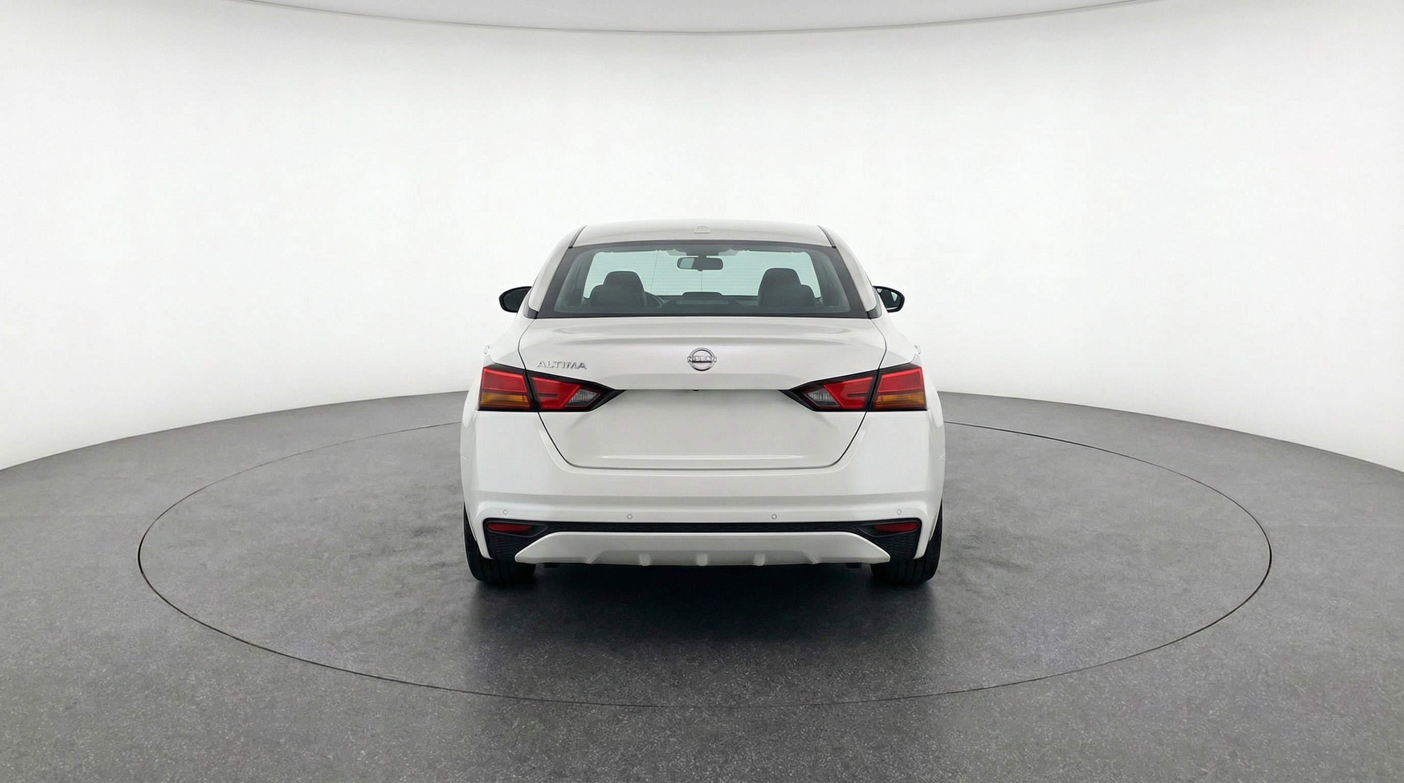 Used 2025 Nissan Altima 2.5 SV FWD image 7