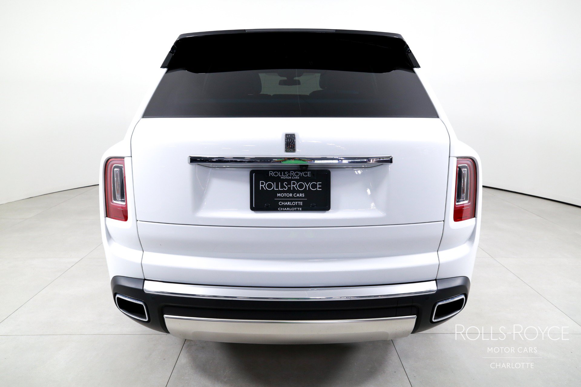 Certified 2024 Rolls-Royce Cullinan AWD/4WD image 9