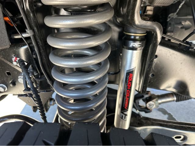 New 2025 Ford F350 XLT w/ Black Appearance Package image 44