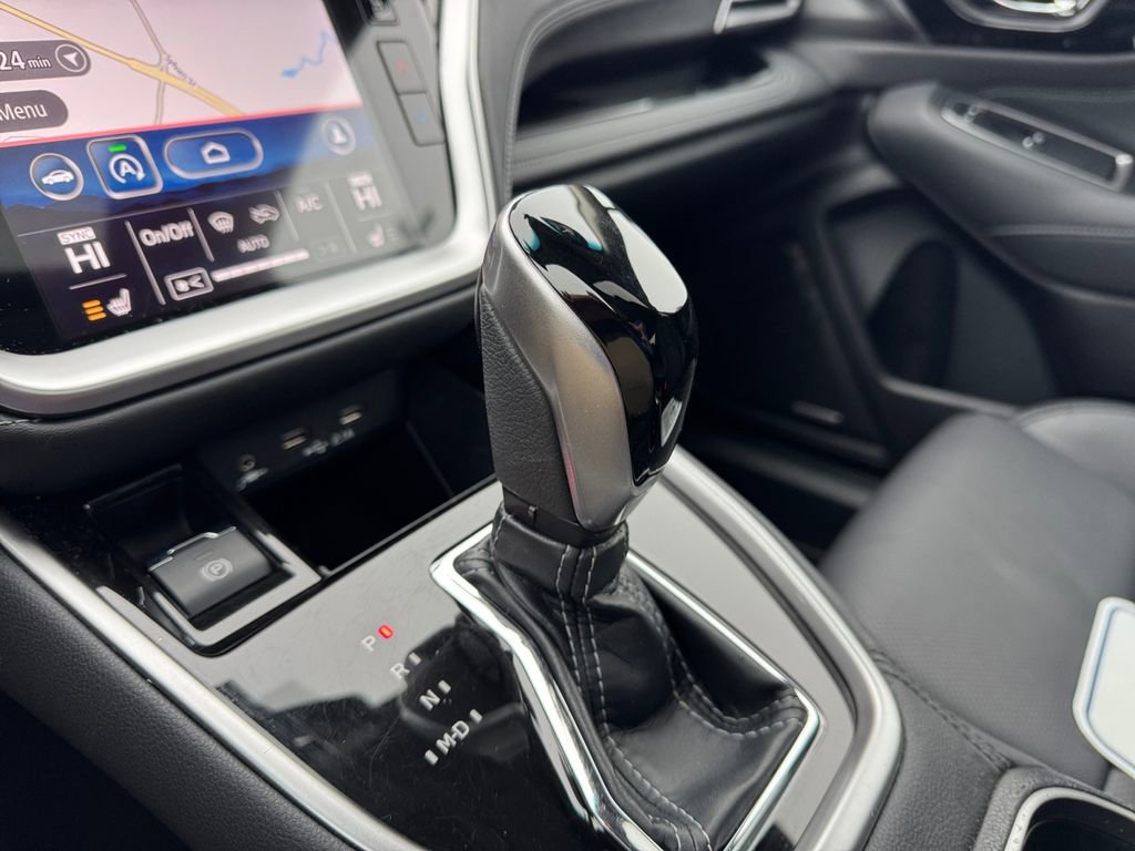 Used 2022 Subaru Outback Limited image 14