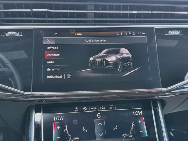 Used 2023 Audi Q7 3.0T Premium Plus w/ Premium Plus Package AWD/4WD image 32