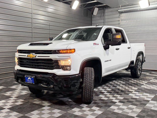 Used 2024 Chevrolet Silverado 2500 Custom w/ Custom Value Package image 43