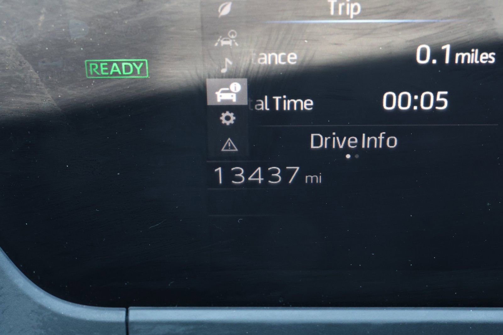 Used 2024 Toyota bZ4X XLE w/ Weather Package image 20