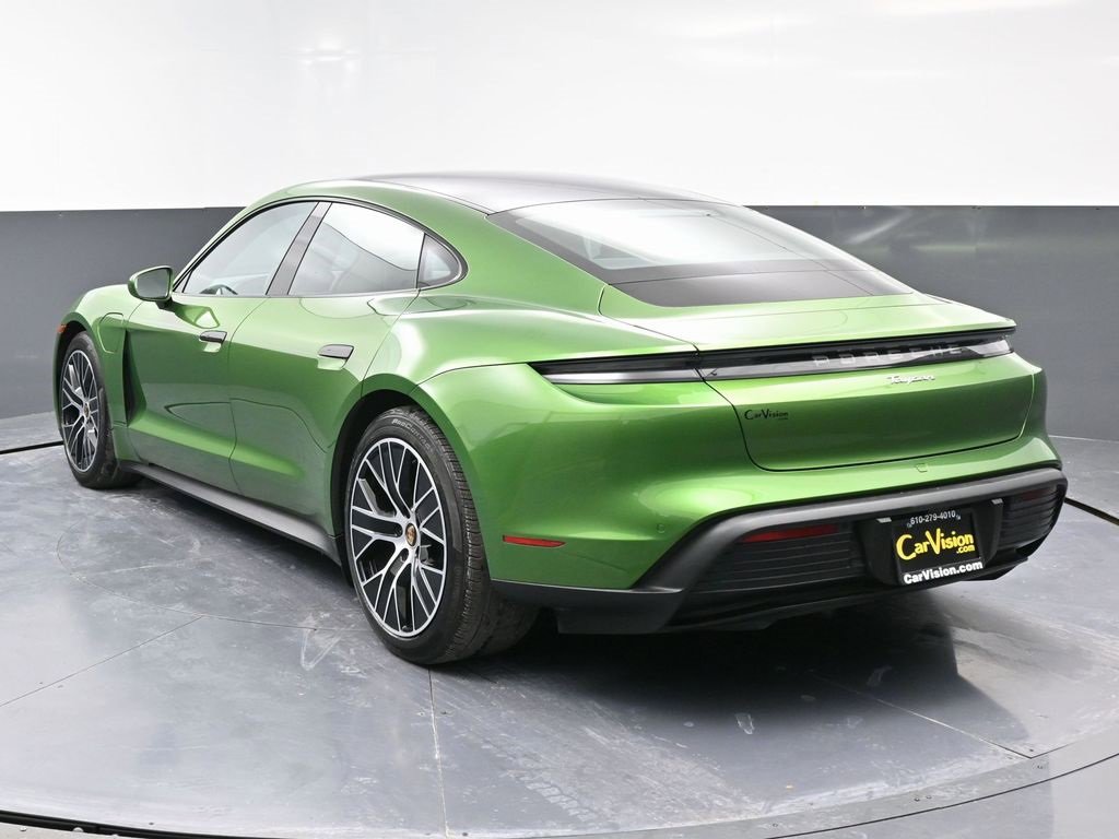 Used 2023 Porsche Taycan image 6