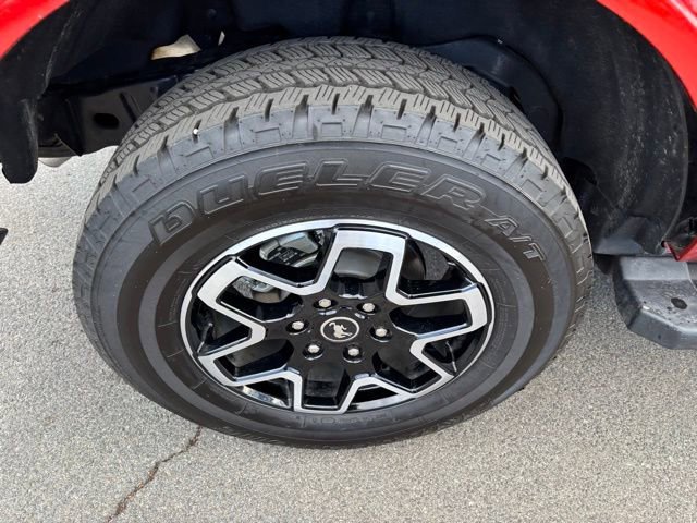 Used 2024 Ford Bronco Outer Banks image 32