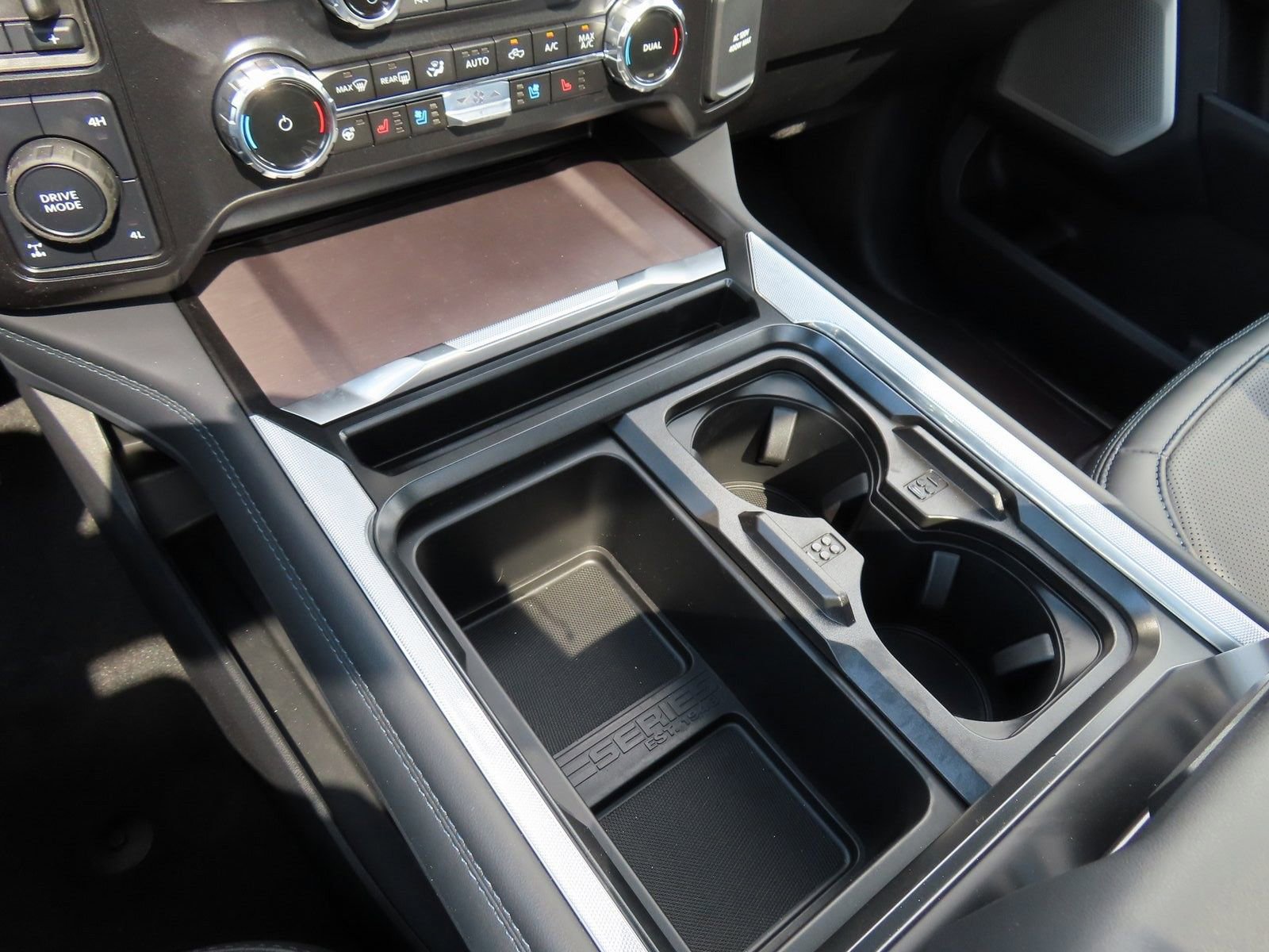 New 2026 Ford F250 Platinum image 18