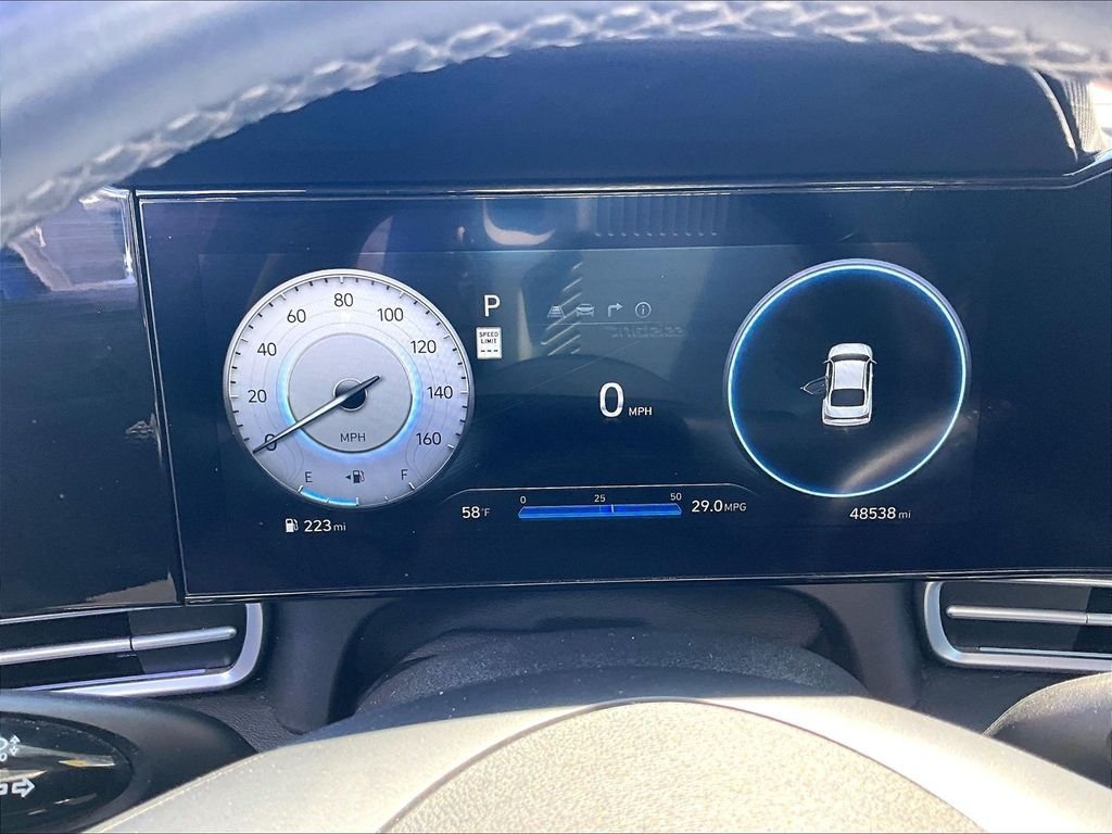 Used 2024 Hyundai Elantra Limited FWD image 25
