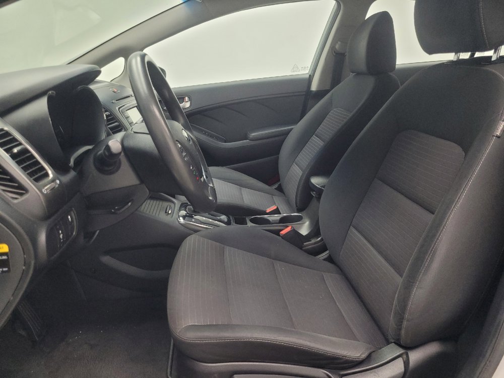 Used 2017 Kia Forte LX w/ LX Popular Package image 17