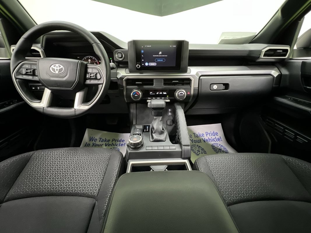 Used 2026 Toyota 4Runner SR5 AWD/4WD image 17