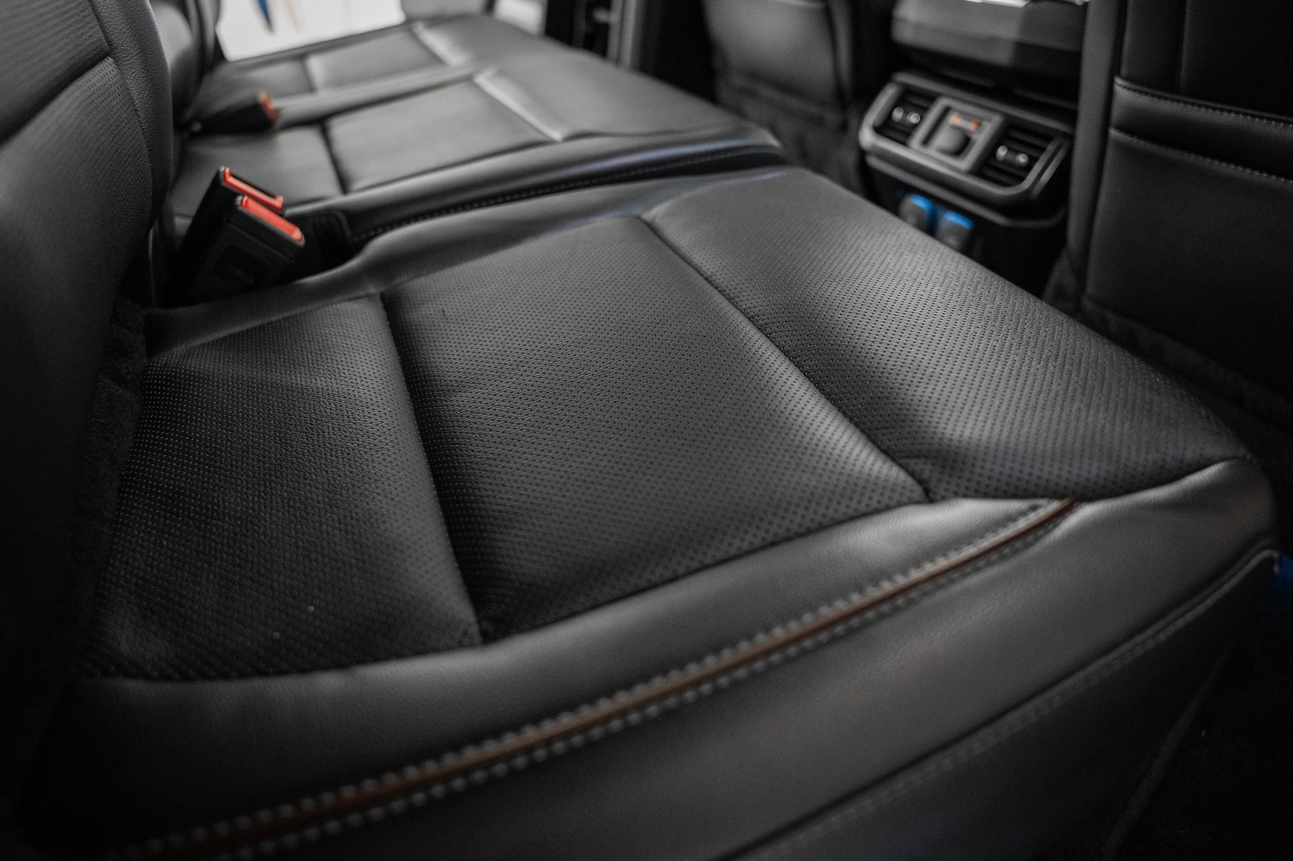 Certified 2021 Ford F150 Lariat w/ Equipment Group 502A High image 39