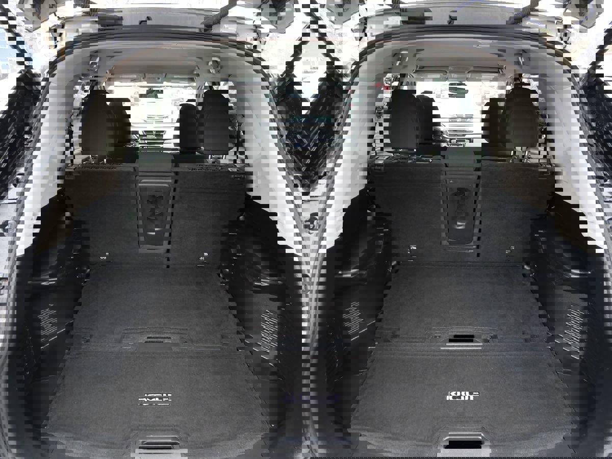 Used 2017 Nissan Rogue SV w/ SV Premium Package image 31