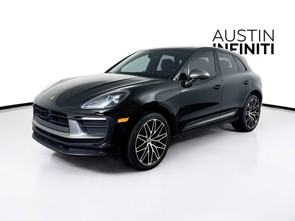 Used 2024 Porsche Macan AWD/4WD image 3