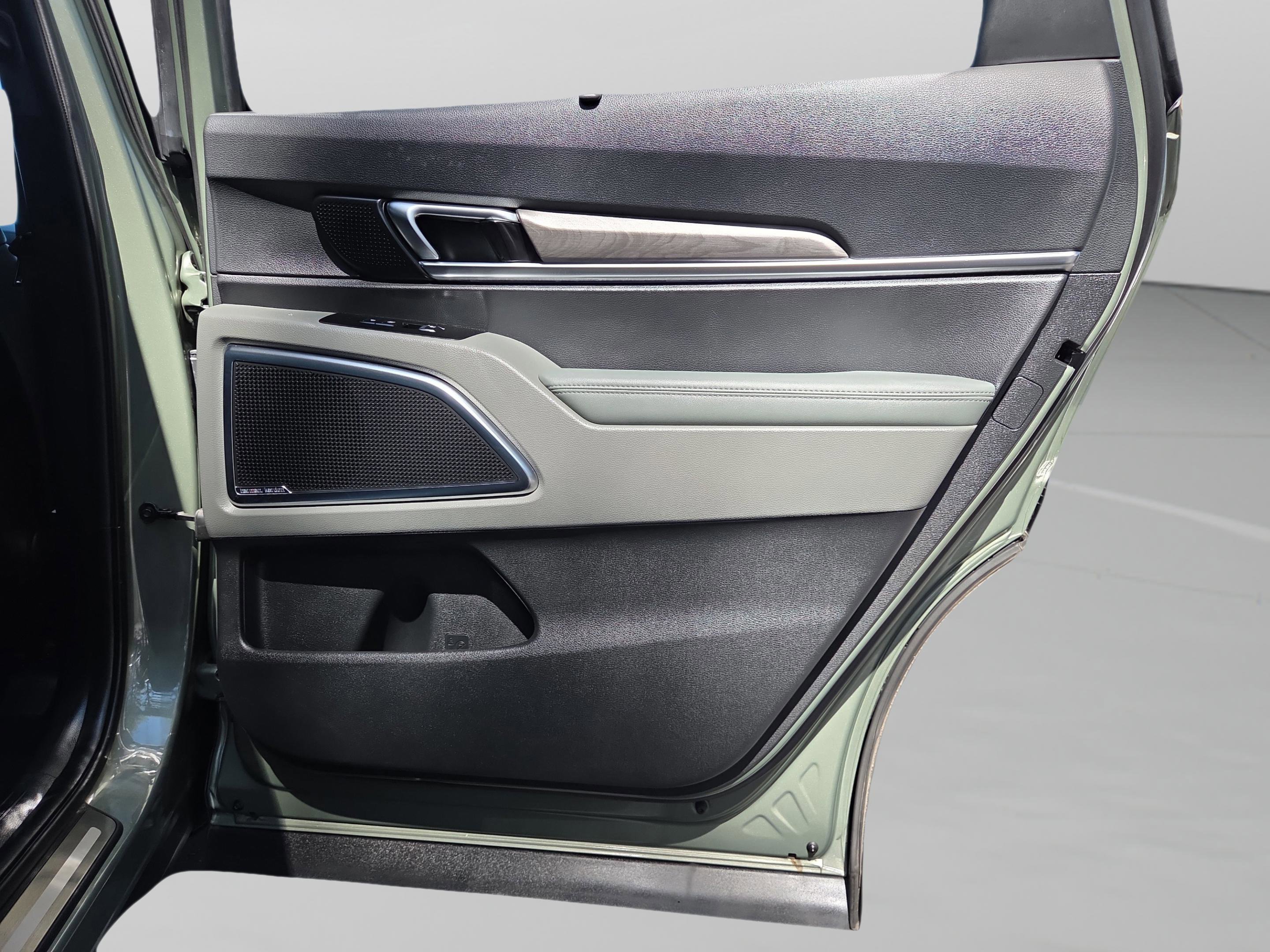 Used 2024 Kia Telluride SX Prestige X-Line image 39