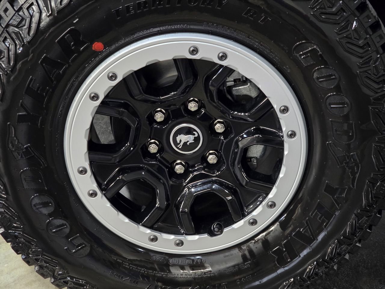 New 2025 Ford Bronco Badlands image 11