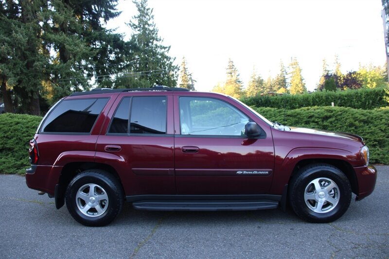 Used 2005 Chevrolet TrailBlazer LS w/ LS Preferred Equipment Group AWD/4WD image 11