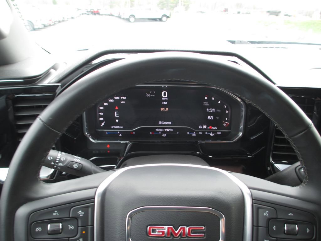Used 2025 GMC Sierra 1500 SLT image 29