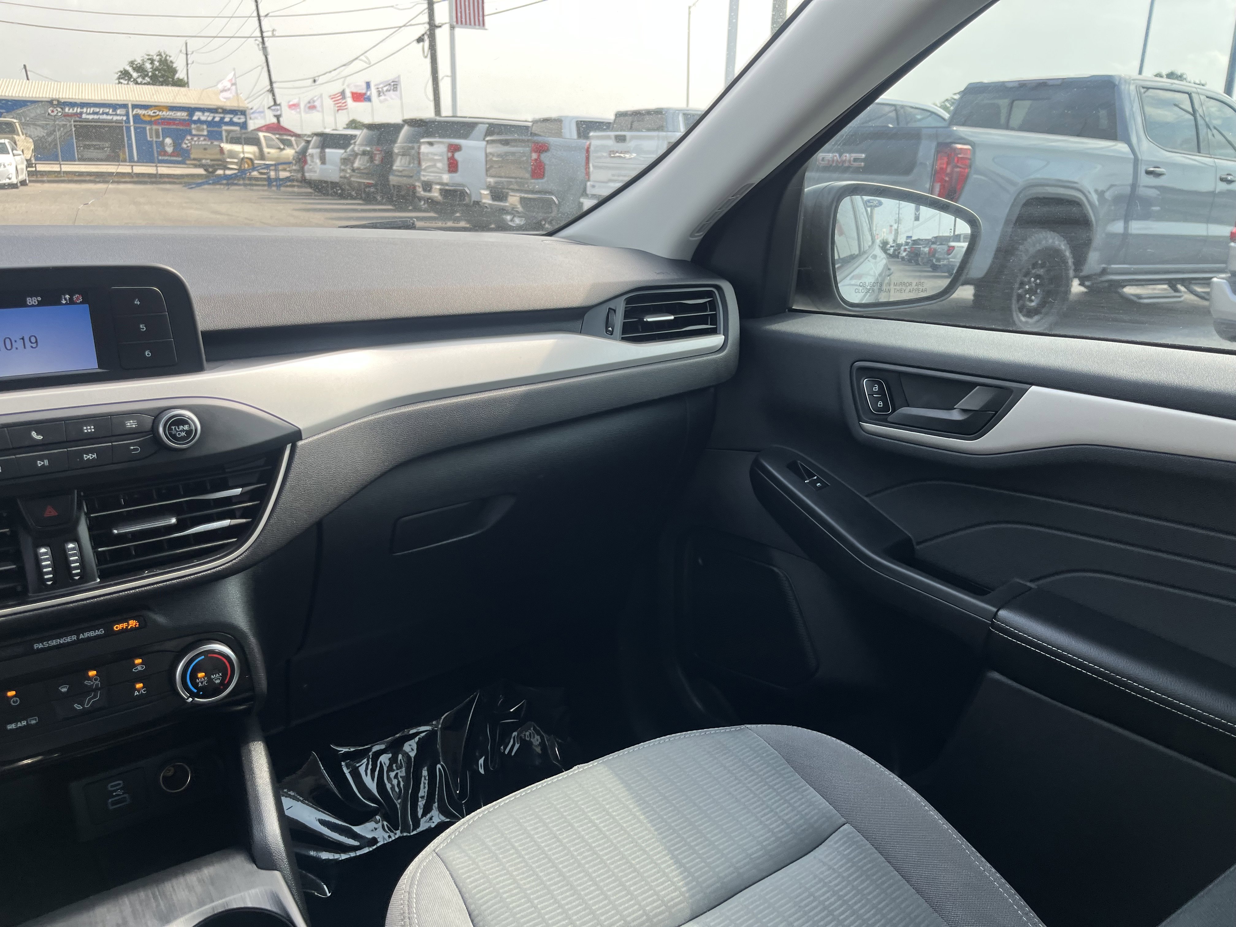 Used 2022 Ford Escape S FWD image 16