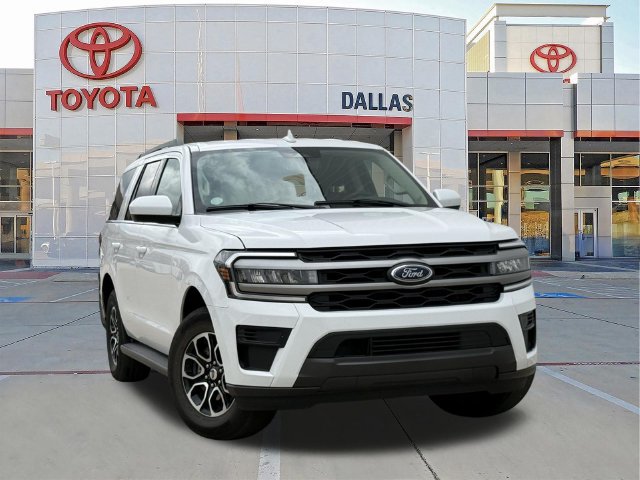 Used 2024 Ford Expedition XLT RWD image 1