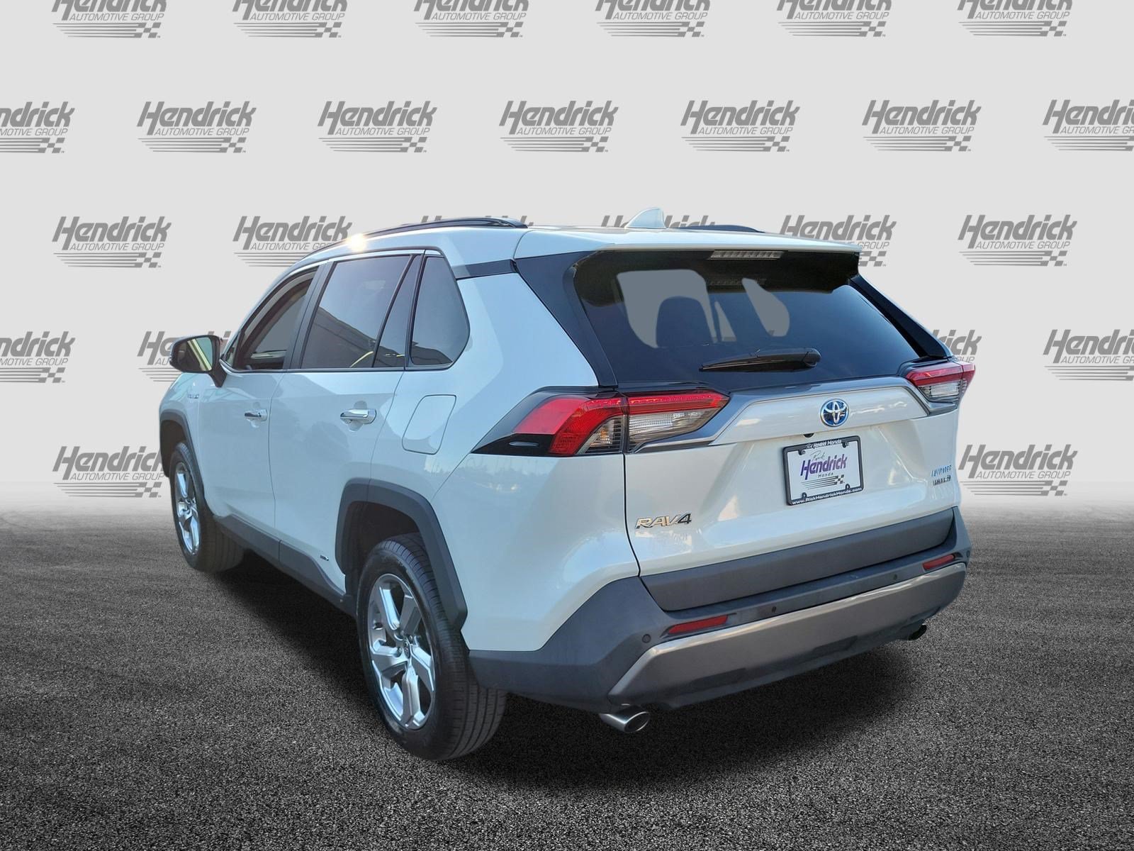 Used 2021 Toyota RAV4 Limited AWD/4WD image 5