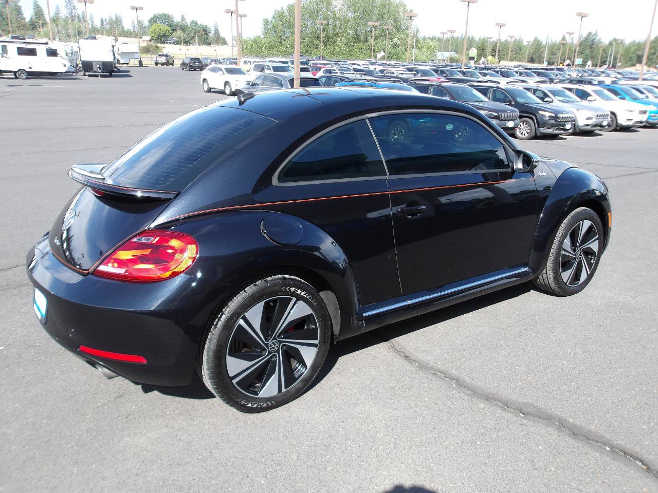 Used 2013 Volkswagen Beetle Turbo FWD image 5