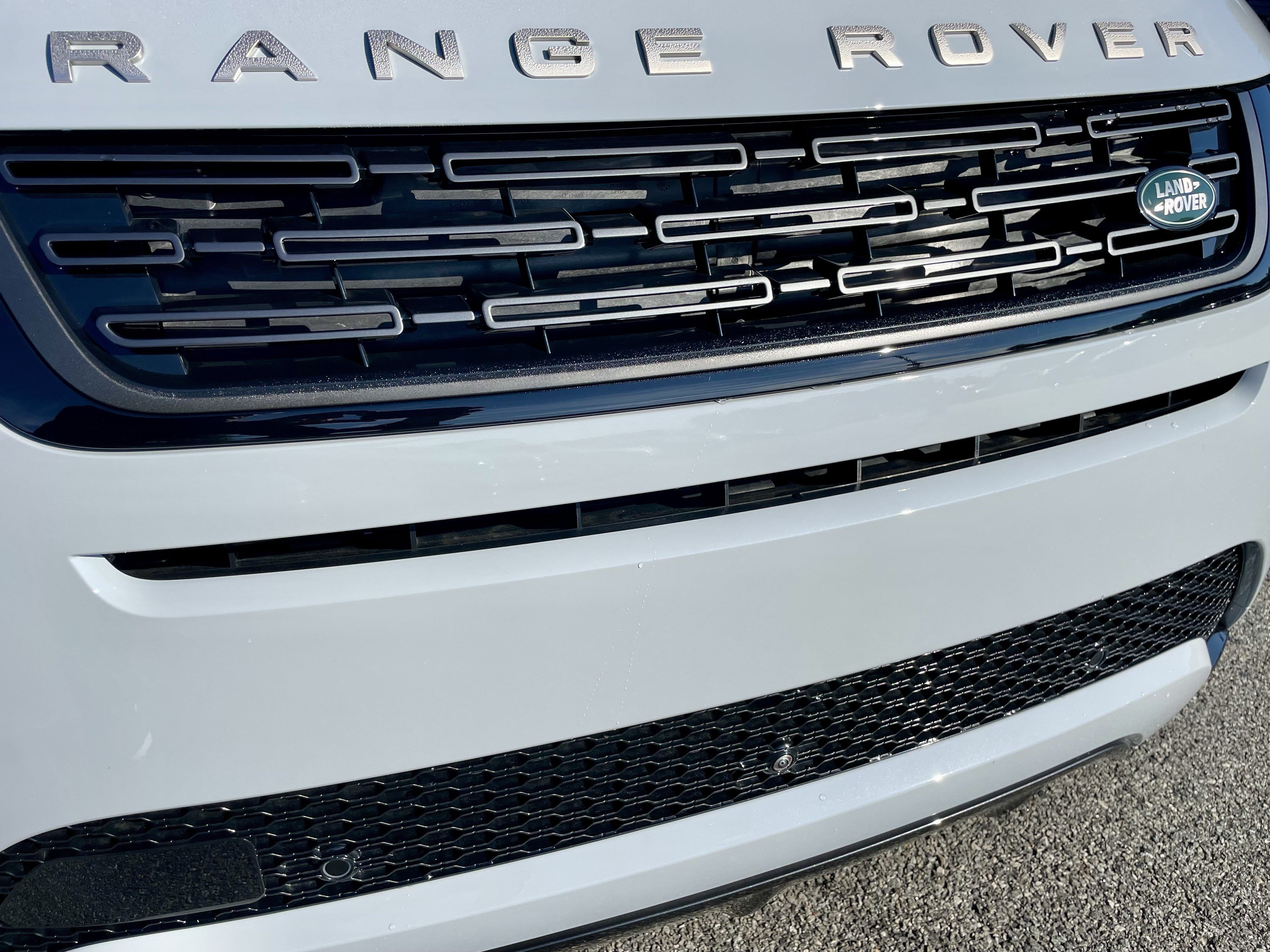 New 2026 Land Rover Range Rover Evoque Hoxton AWD/4WD image 33