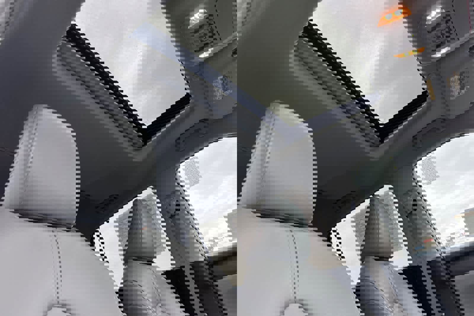 Used 2023 Toyota Highlander XLE image 19