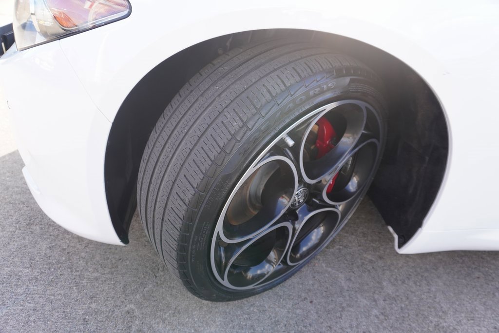 Used 2022 Alfa Romeo Giulia Veloce image 28