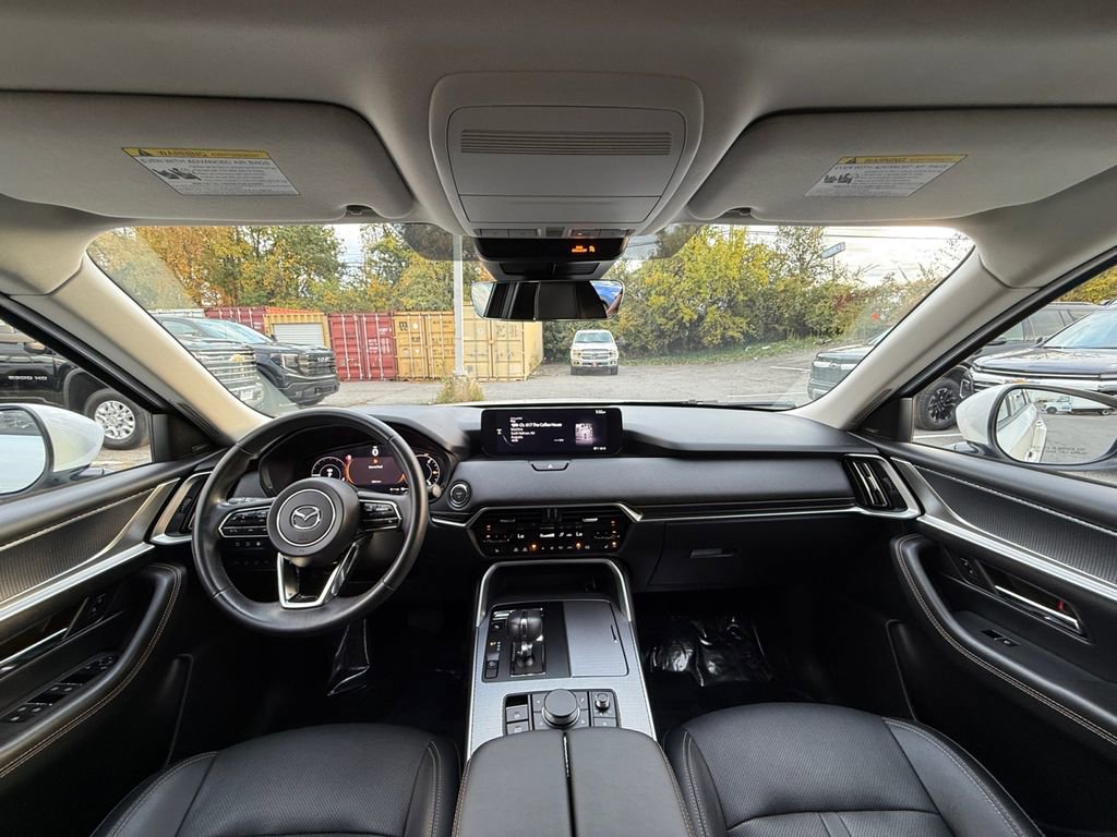 Used 2024 MAZDA CX-90 Plug-In Hybrid w/ Premium Pkg image 17