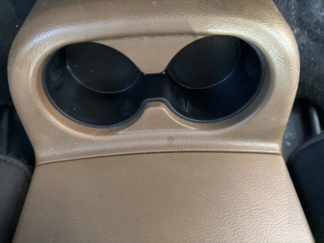 Used 2017 Jeep Wrangler Unlimited Sahara w/ Connectivity Group image 13