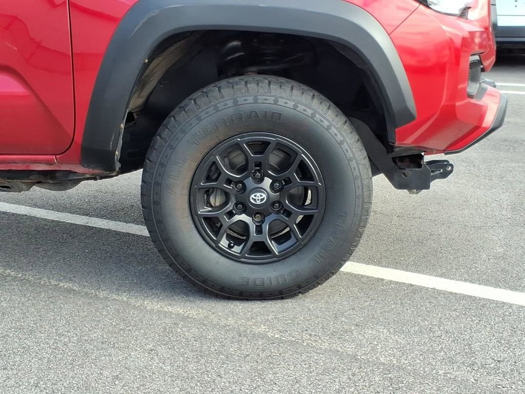 Certified 2022 Toyota Tacoma SR w/ SX Package image 3