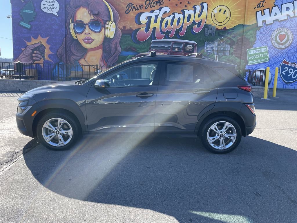 Used 2023 Hyundai Kona SEL w/ Convenience Package AWD/4WD image 2