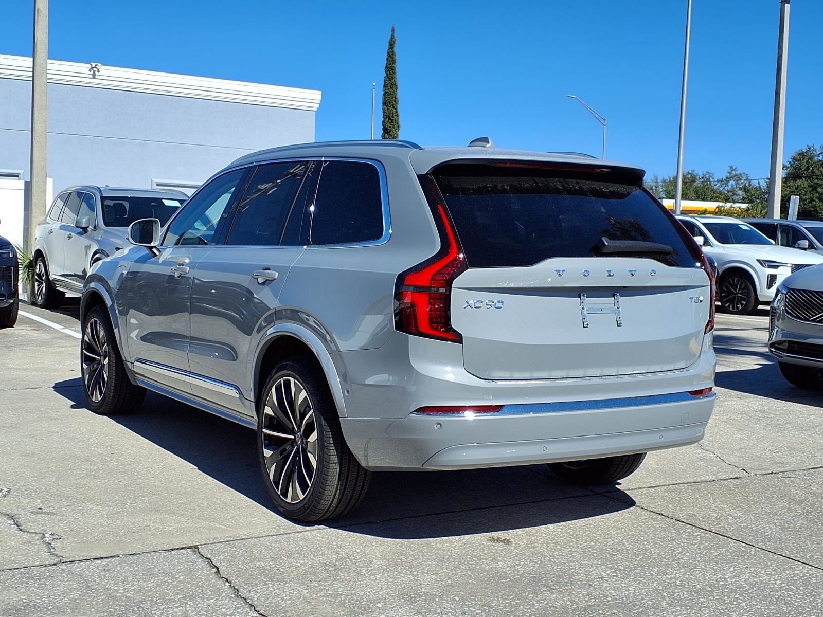 New 2026 Volvo XC90 T8 Ultra w/ Protection Package Premier image 5