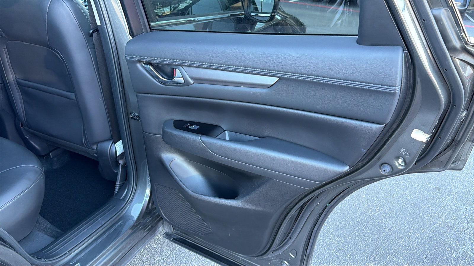 Certified 2021 MAZDA CX-5 Touring image 31