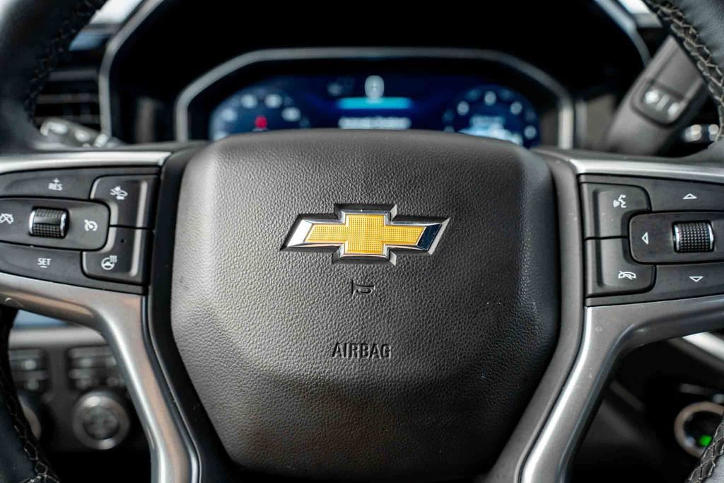 Certified 2026 Chevrolet Silverado 3500 LTZ w/ LTZ Convenience Package AWD/4WD image 14