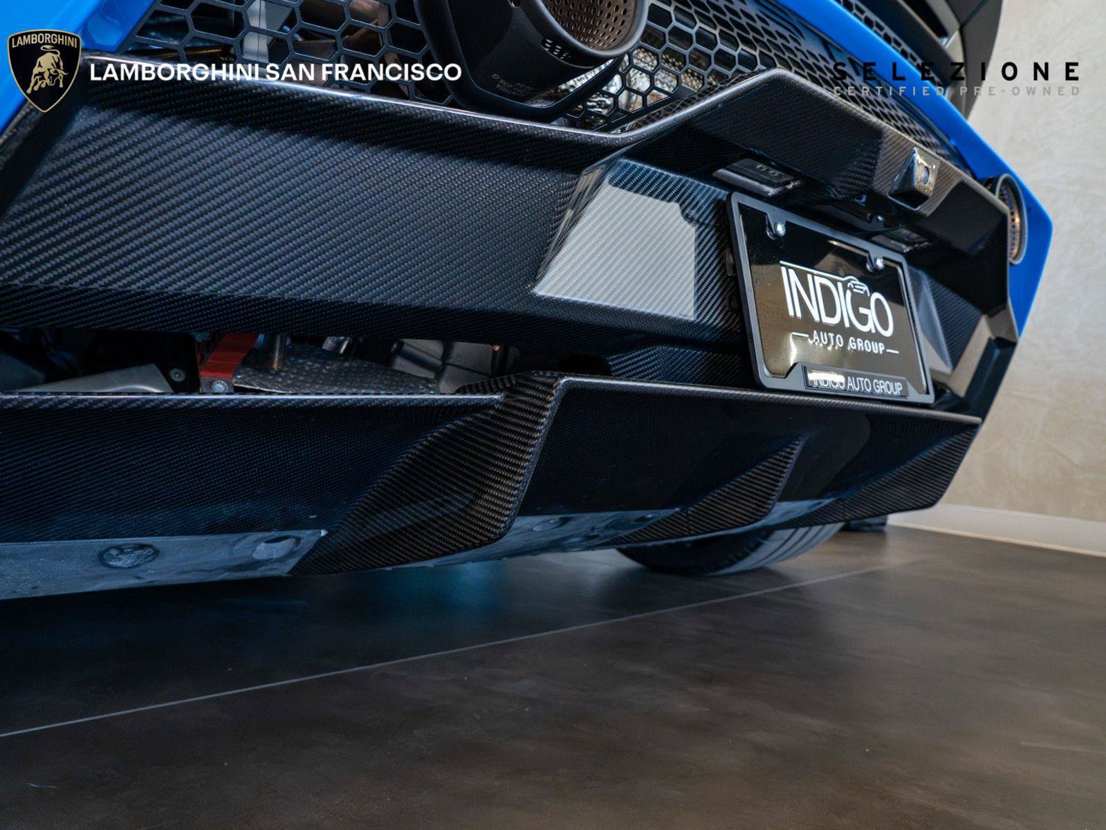 Used 2024 Lamborghini Huracan STO RWD image 36