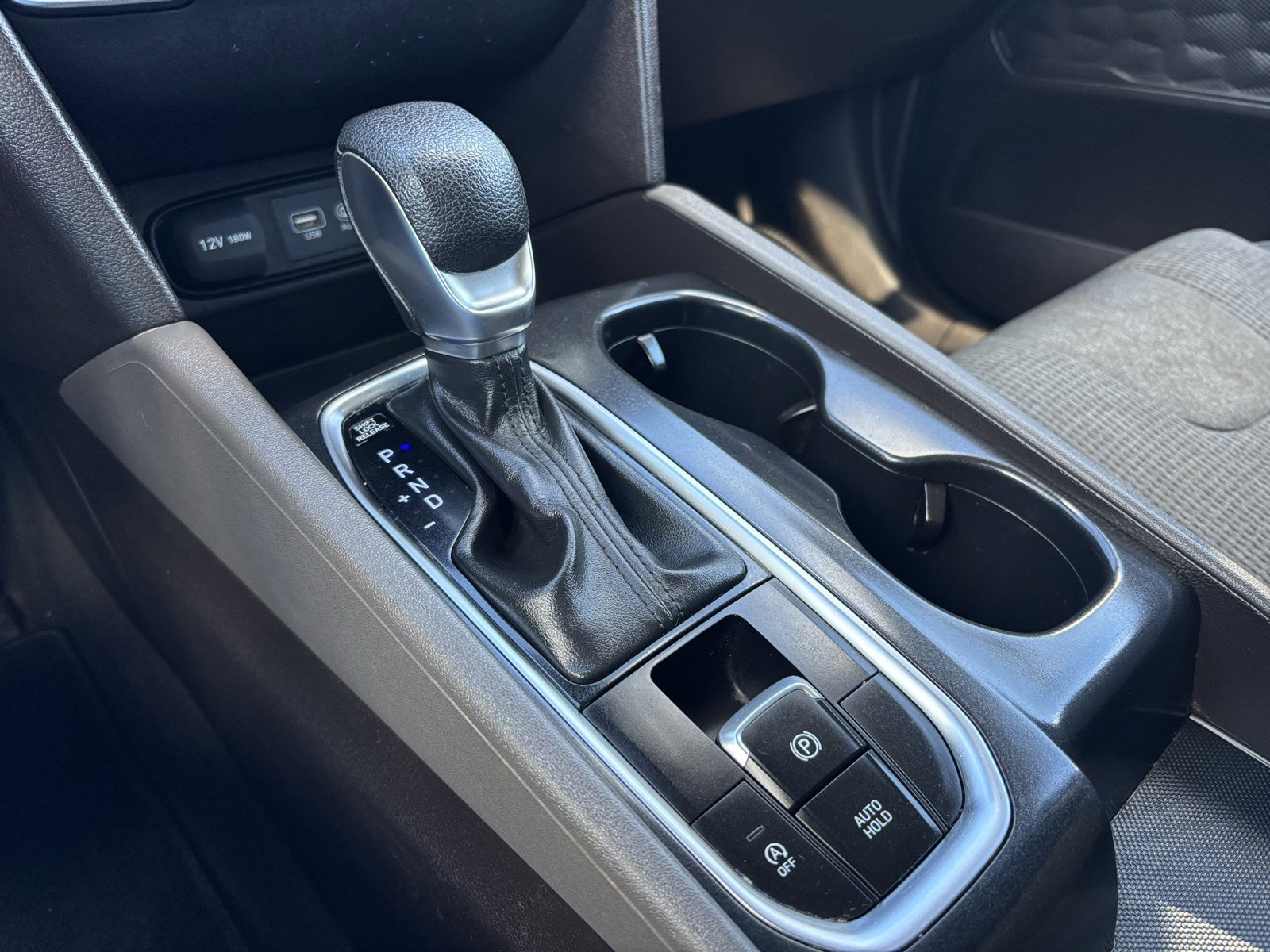 Used 2019 Hyundai Santa Fe SE image 24