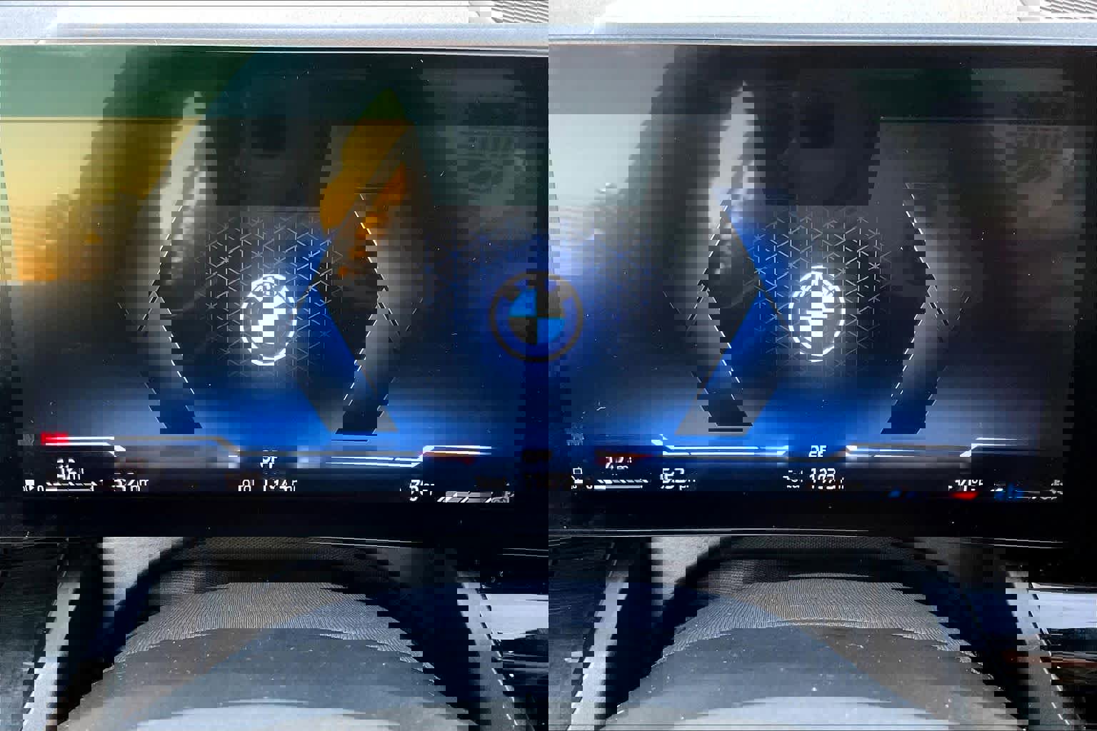 Used 2024 BMW 530i w/ Convenience Package image 23