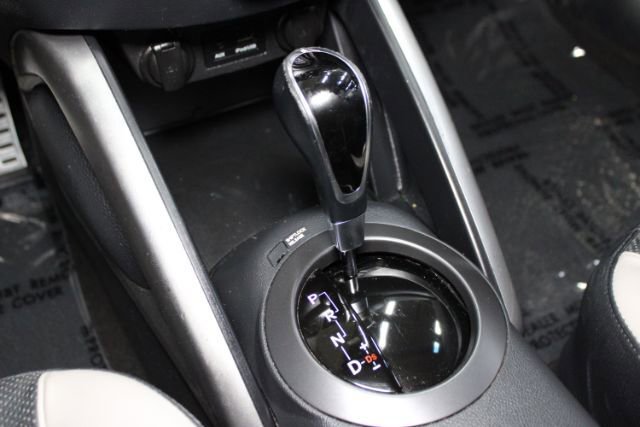 Used 2014 Hyundai Veloster Turbo FWD image 14