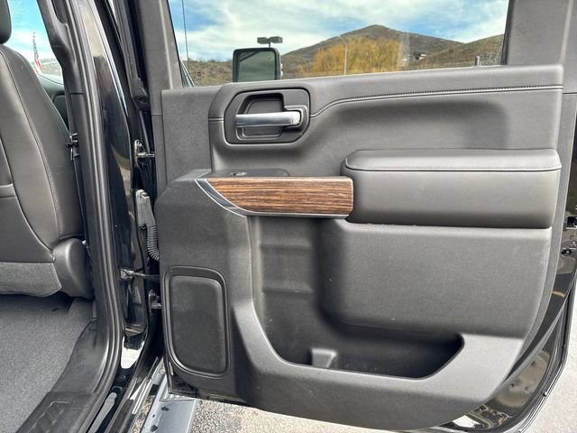 Used 2020 Chevrolet Silverado 2500 High Country w/ Z71 Off-Road Package AWD/4WD image 33