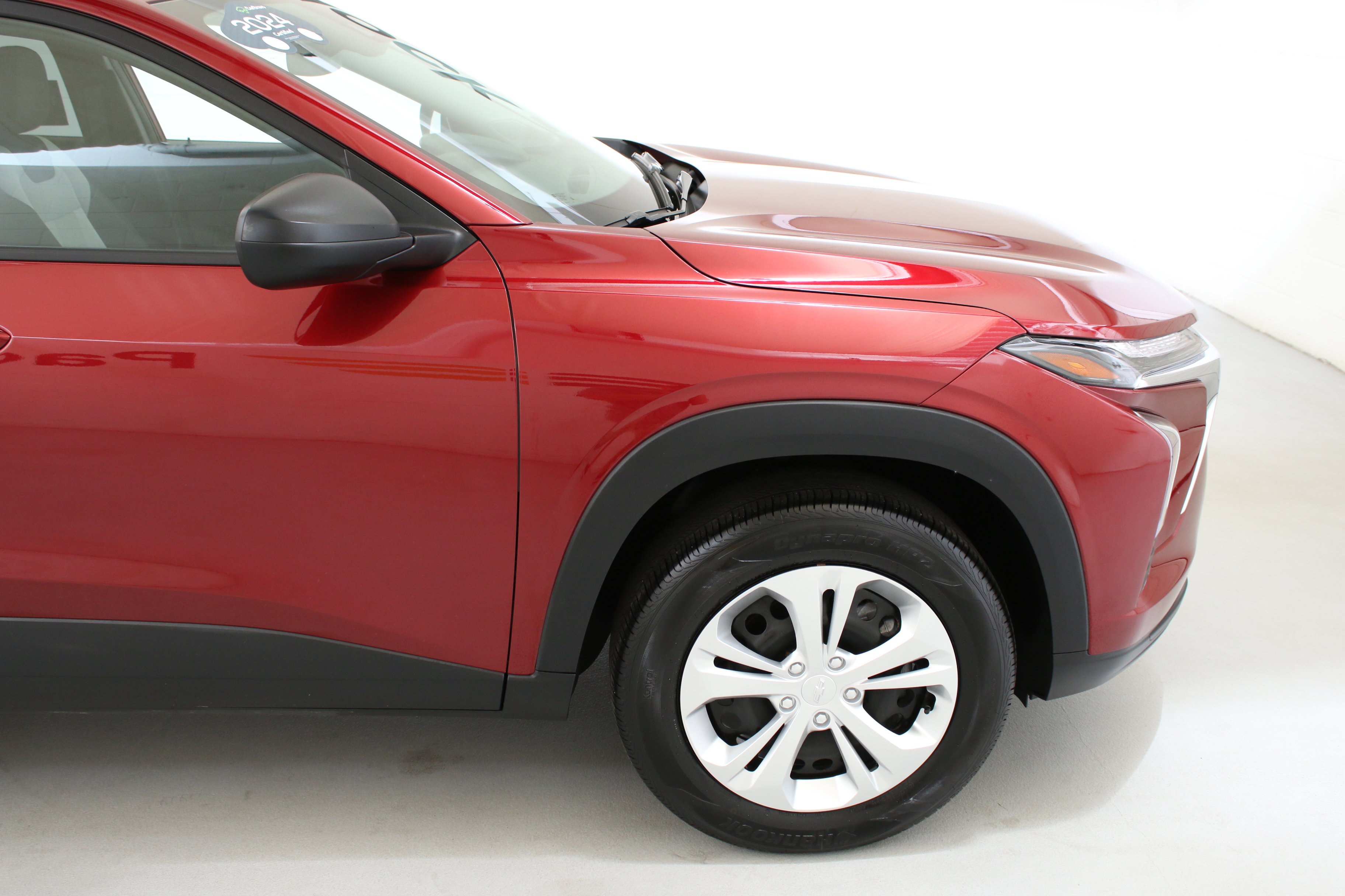 Certified 2024 Chevrolet Trax LS FWD image 11
