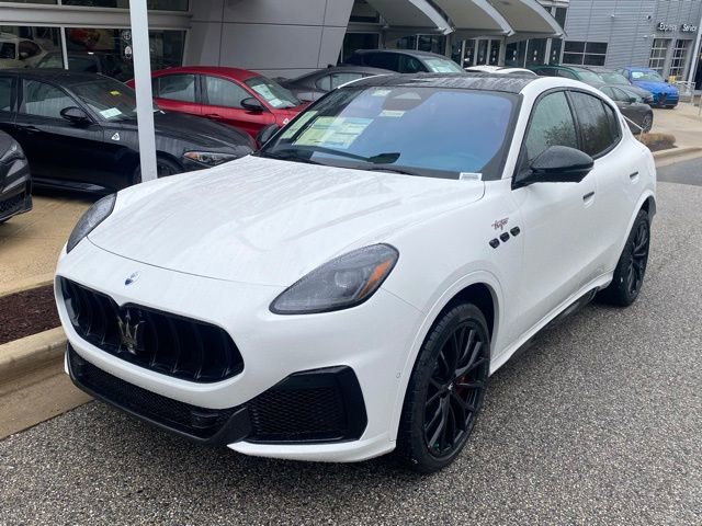 New 2025 Maserati Grecale Trofeo image 2