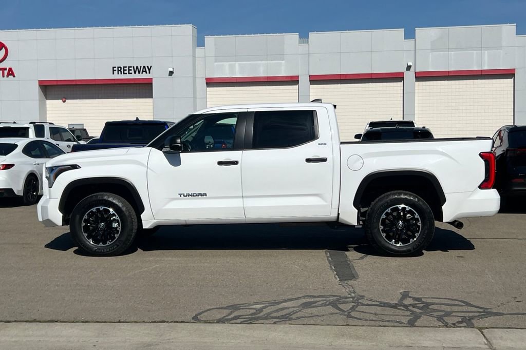 Used 2024 Toyota Tundra SR5 w/ SR5 Convenience Package image 9