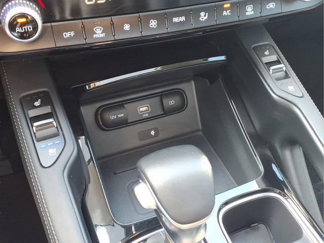 Used 2022 Kia Telluride SX w/ SX Prestige Package image 12