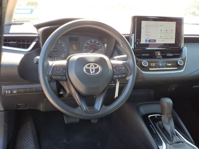Used 2024 Toyota Corolla LE FWD image 14