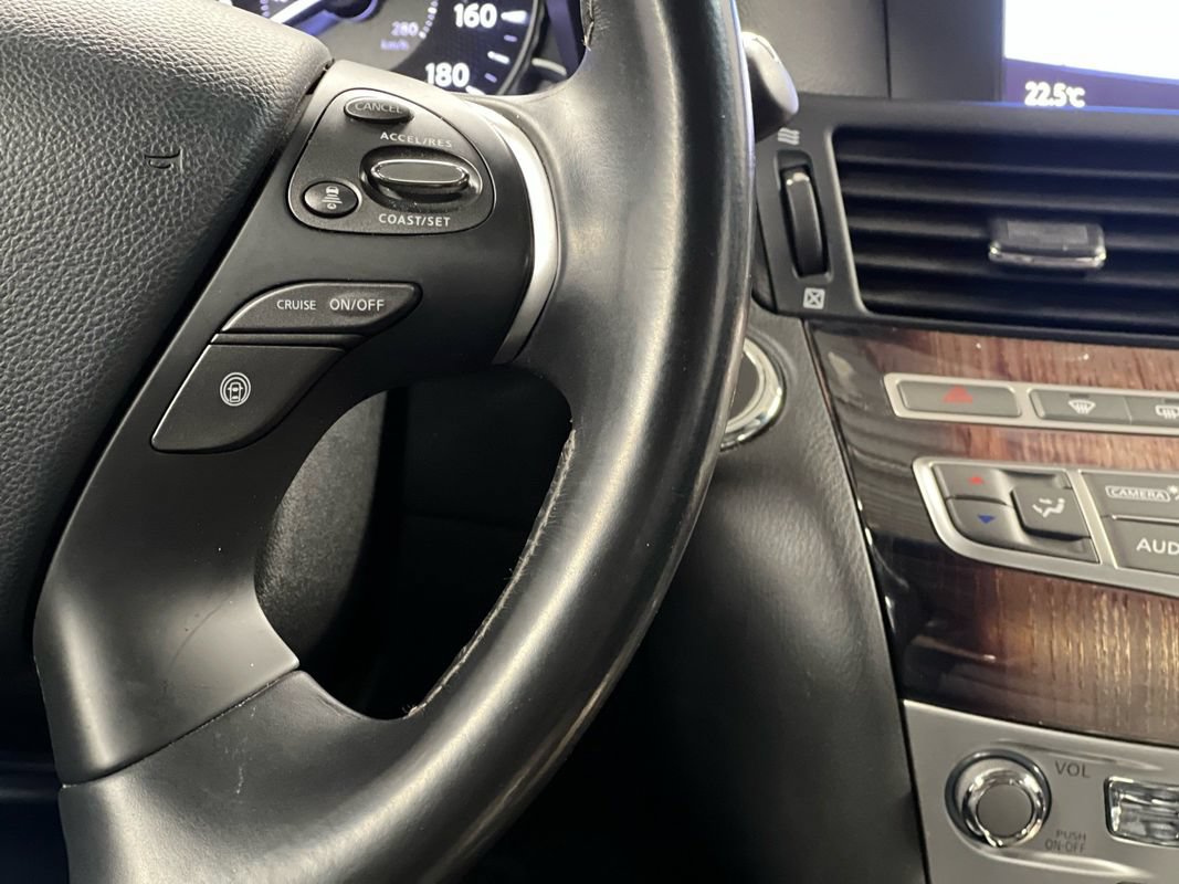 Used 2019 INFINITI Q70 L 5.6 AWD/4WD image 22