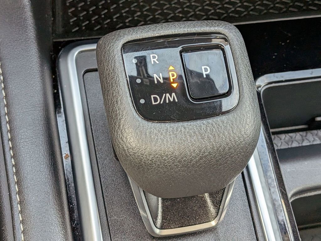 Used 2025 Nissan Pathfinder SV w/ SV Premium Package image 20