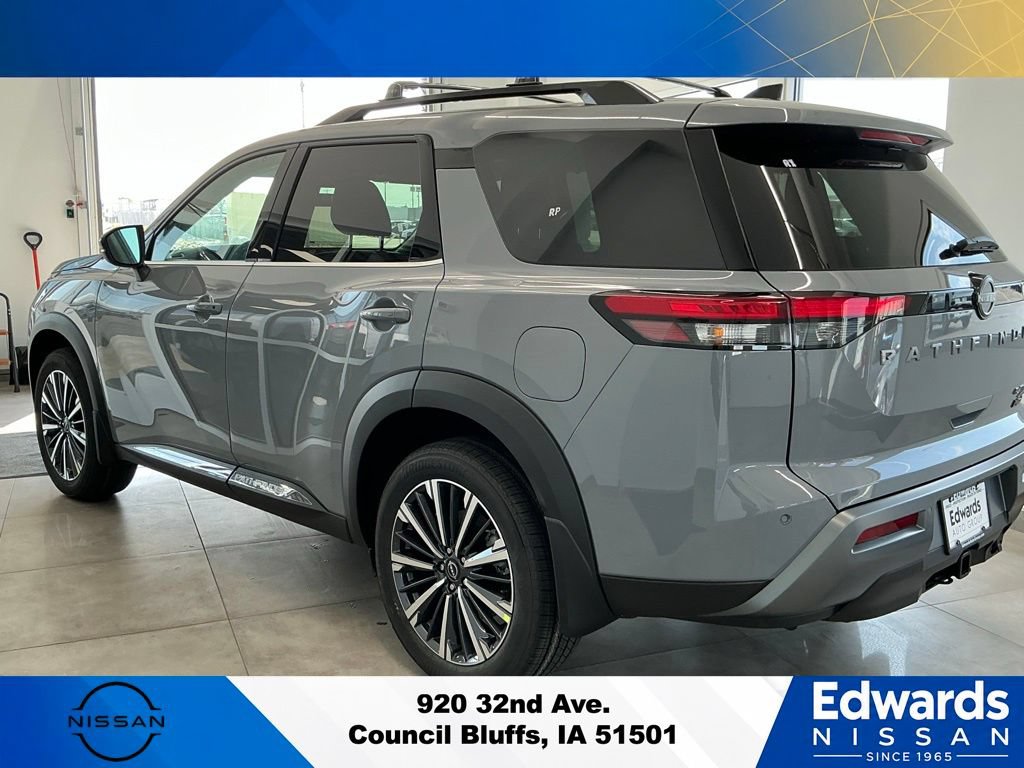 New 2026 Nissan Pathfinder Platinum AWD/4WD image 5