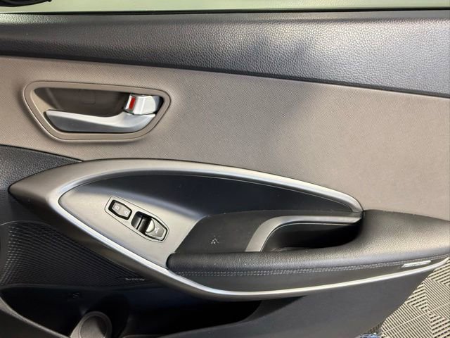 Used 2017 Hyundai Santa Fe FWD w/ SE Ultimate Tech Package 03 image 48