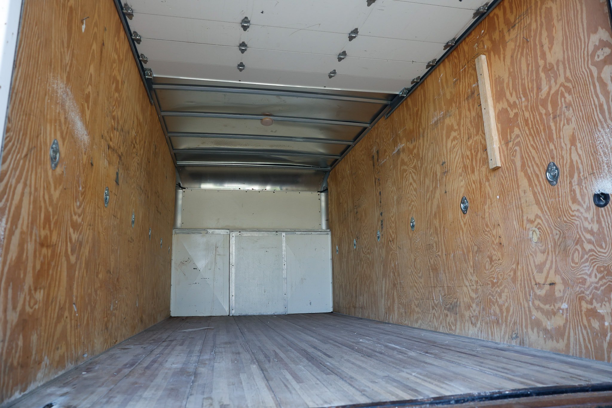 Used 2018 Ford E-350 and Econoline 350 Super Duty RWD image 24