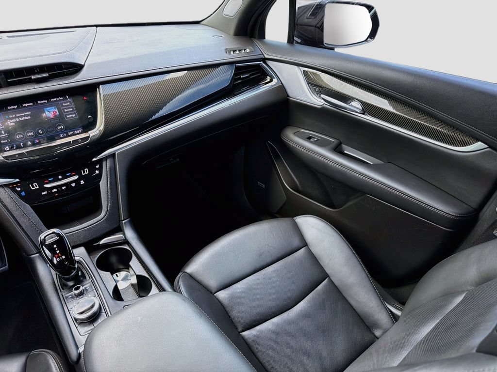 Used 2023 Cadillac XT6 Sport AWD/4WD image 28